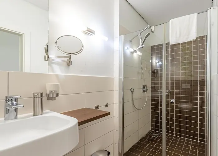 公寓 Fischadler - Mit Terrasse, Kamin, Bootsverleih & Seezugang Jabel